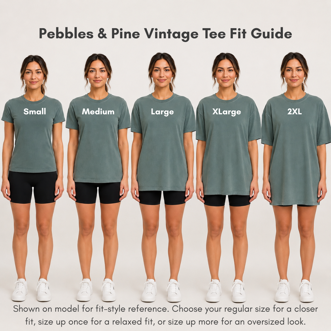Pebbles and Pine vintage tee fit guide showing bay green Comfort Colors t-shirt sizing from Small to 2XL on a model